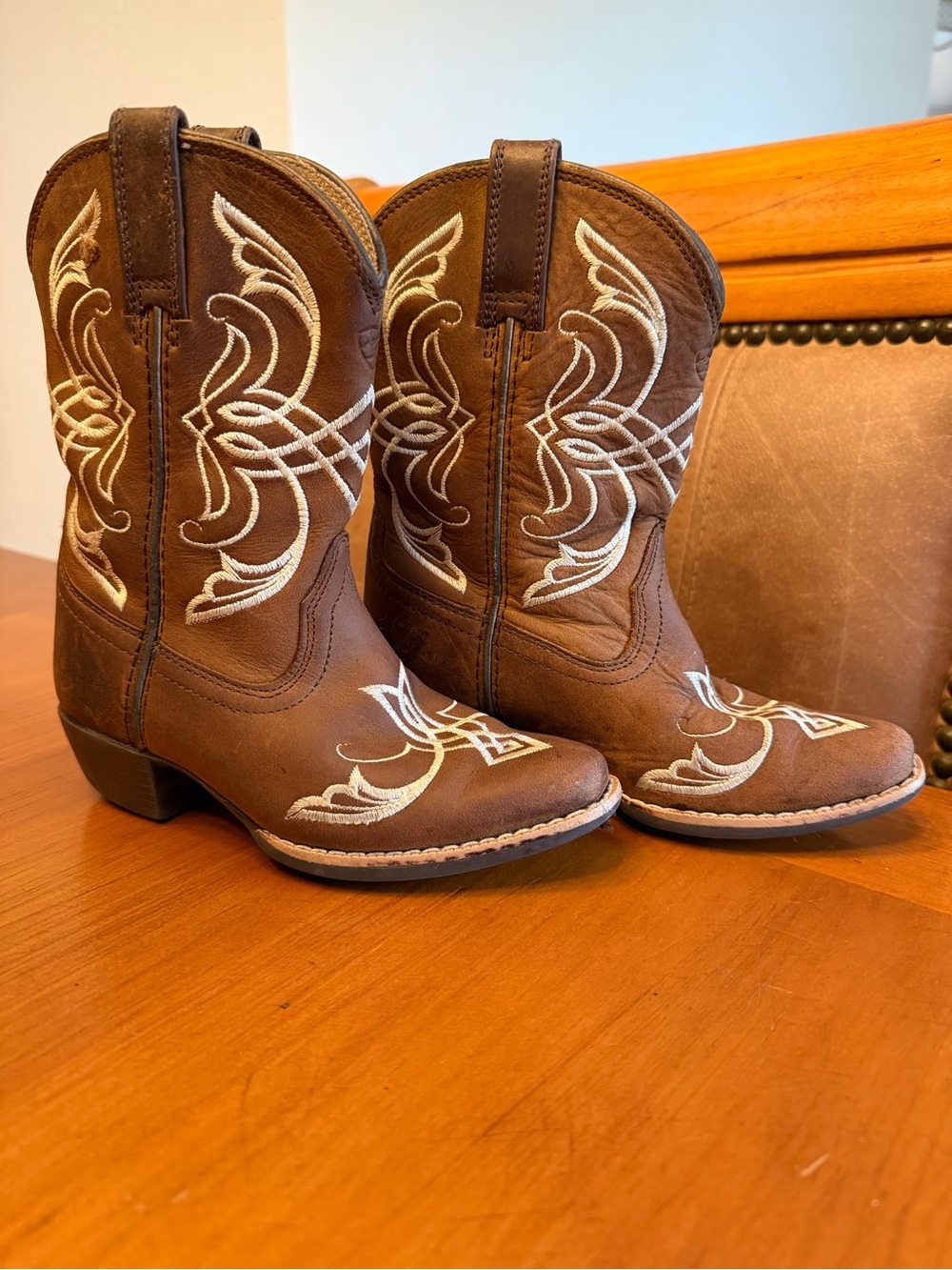 Ariat Brown Kids Girls Western Embroidered Pull-On Boots